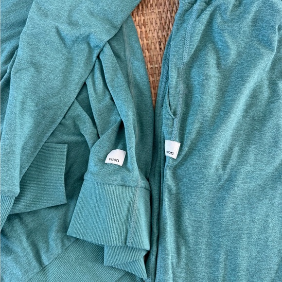 Vuori Set - Picture 3 of 3